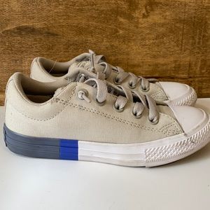 Boys Converse
